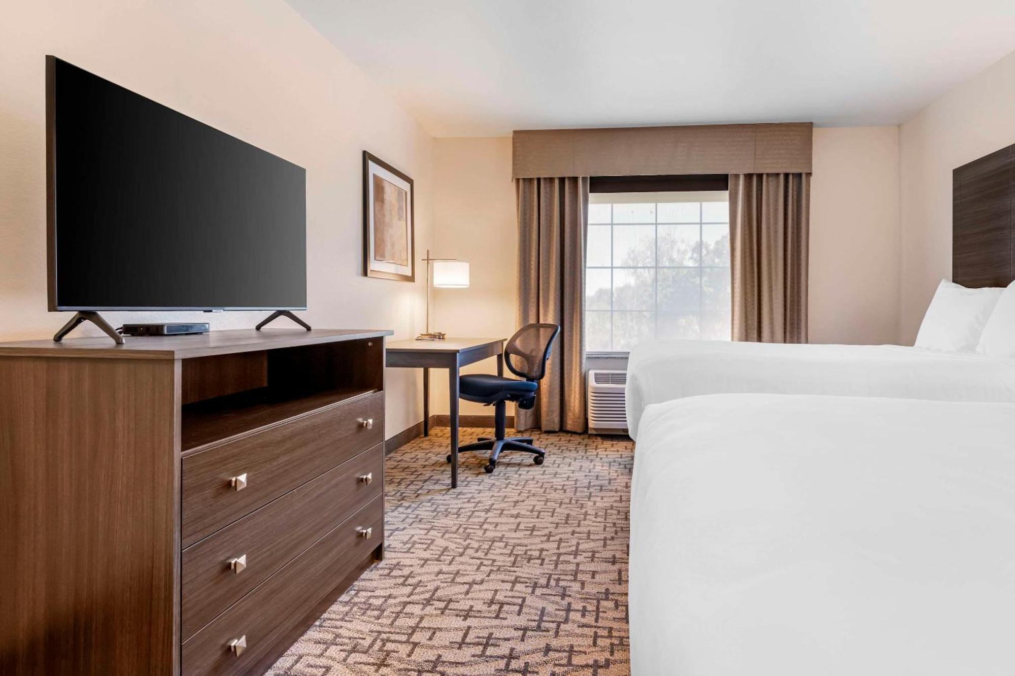 Medina Comfort Inn & Suites מראה חיצוני תמונה