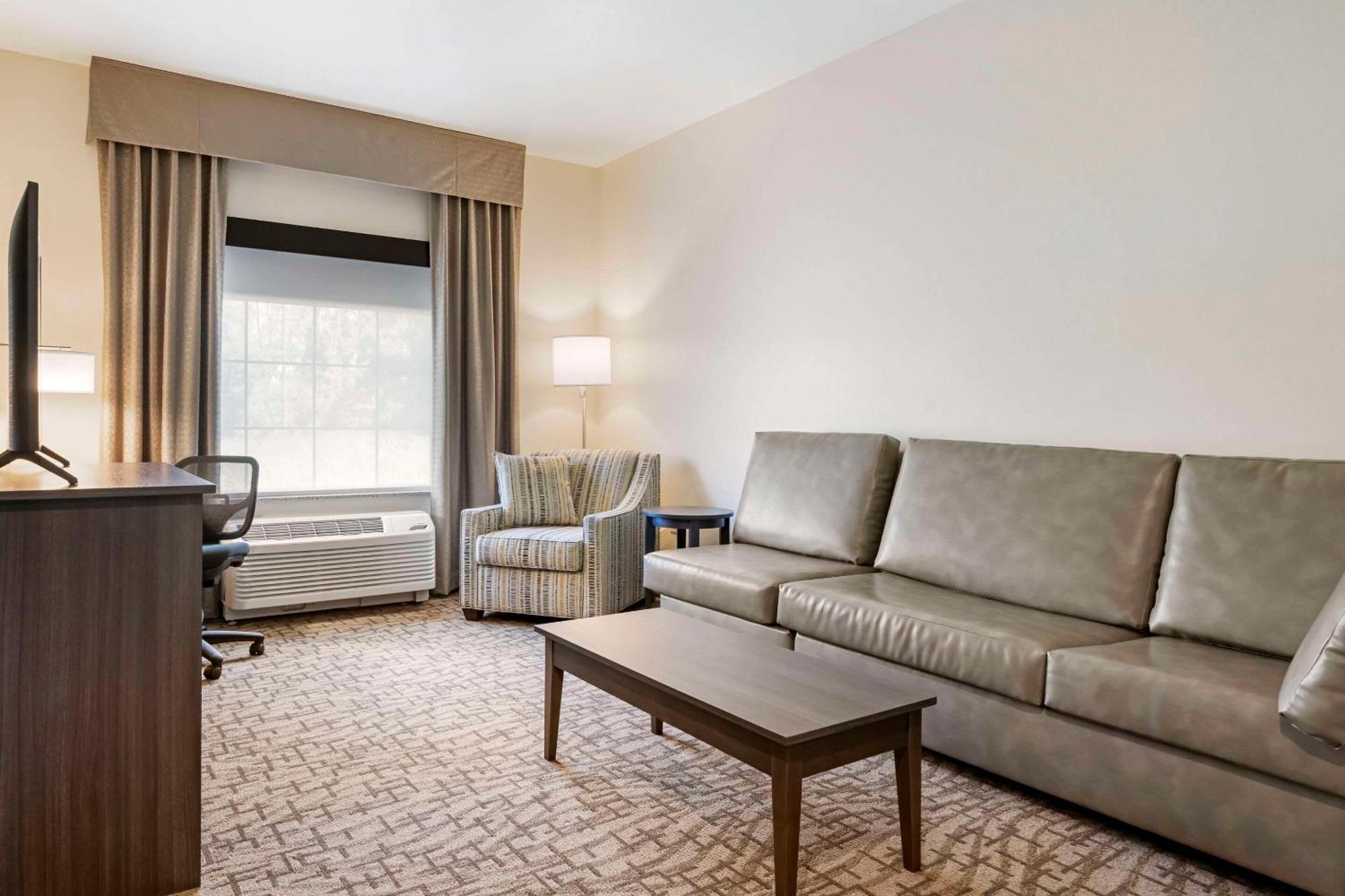 Medina Comfort Inn & Suites מראה חיצוני תמונה