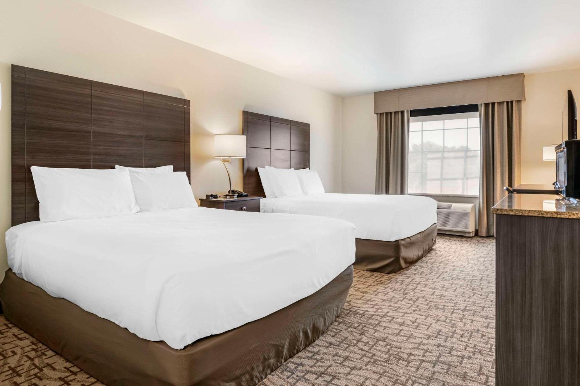 Medina Comfort Inn & Suites מראה חיצוני תמונה